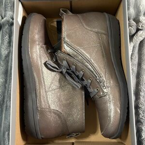 Women's Vionic Shawna Metallic shoes